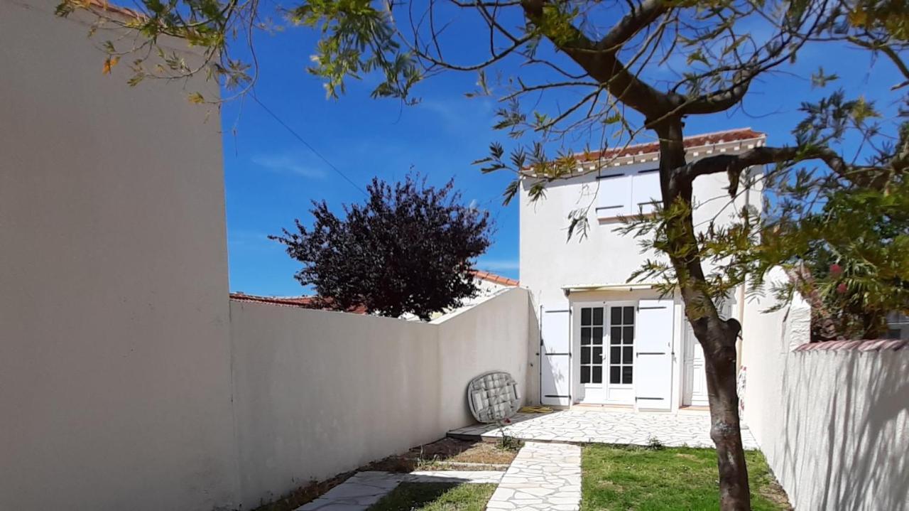 Charmante Maison De Ville Avec Jardin - 2 Chambres - 5 Pers Saint-Jean-de-Monts Ngoại thất bức ảnh